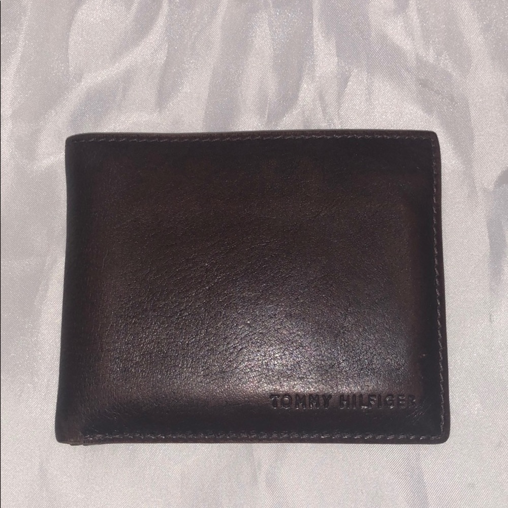 Tommy Hilfiger wallet